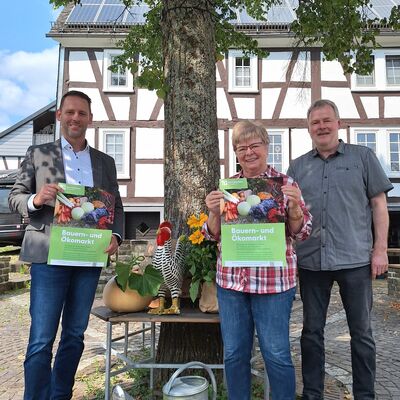 MUSS Bauern- und �komarkt