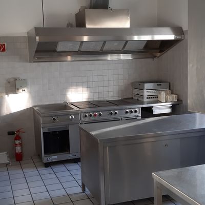 Mehrzweckhalle Salchendorf K�che